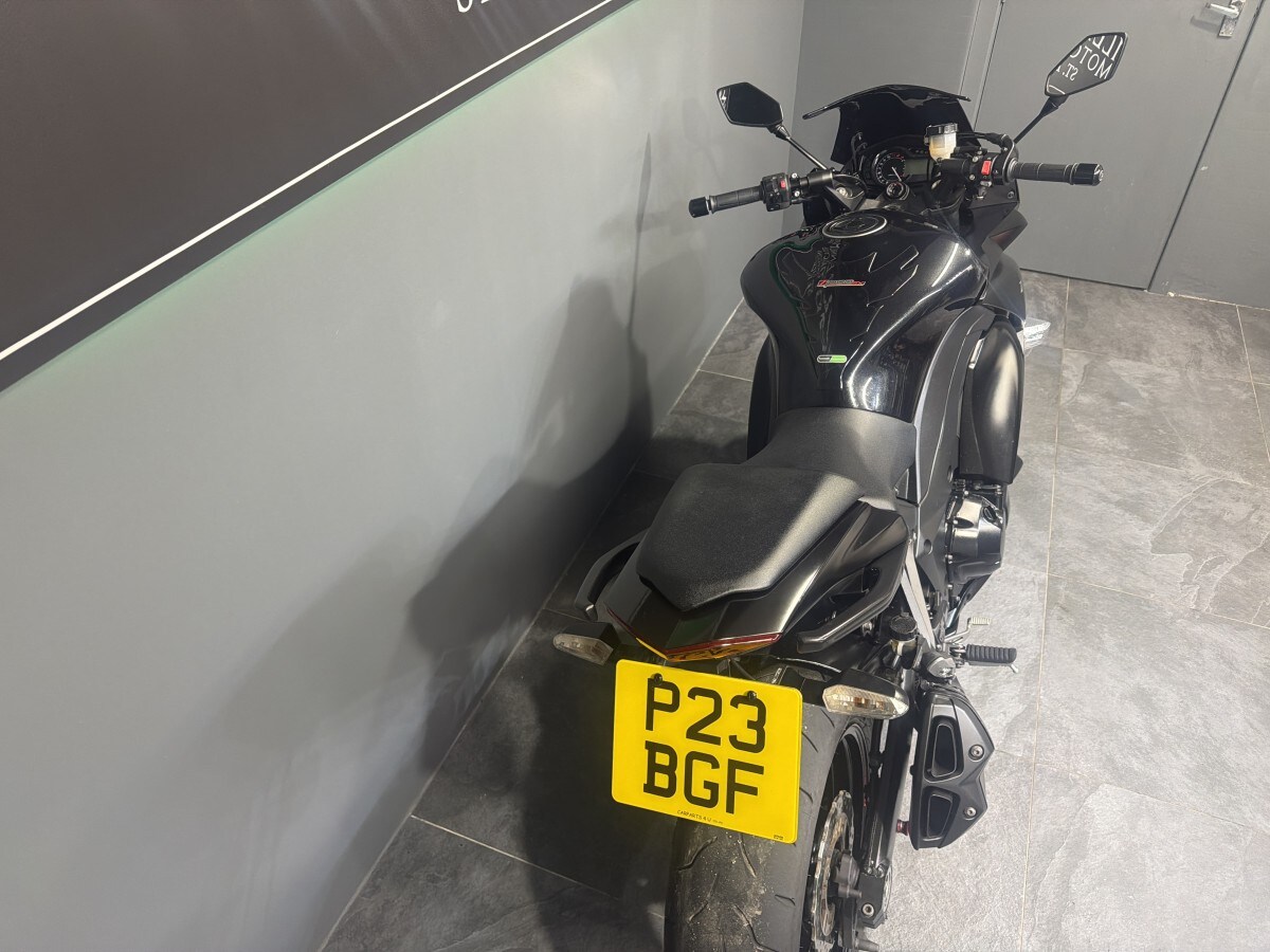 Kawasaki ZX 1000 GDF