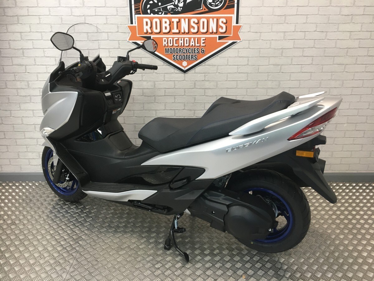 Suzuki AN400 Burgman