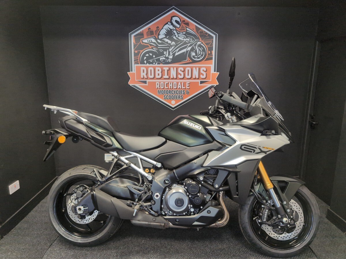 Suzuki GSXS1000GX With Panniers