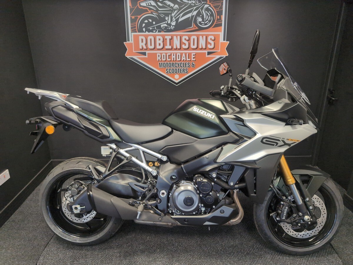 Suzuki GSXS1000GX With Panniers