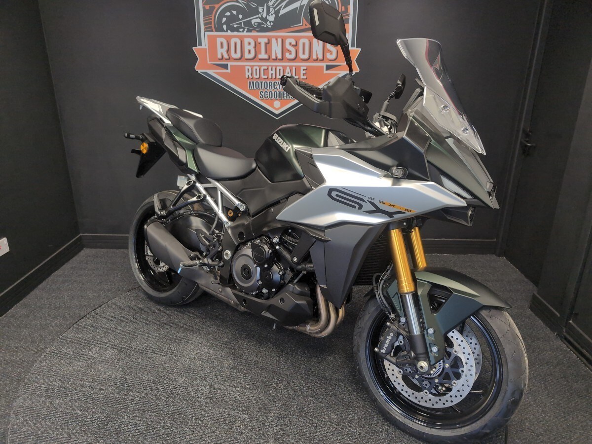 Suzuki GSXS1000GX With Panniers