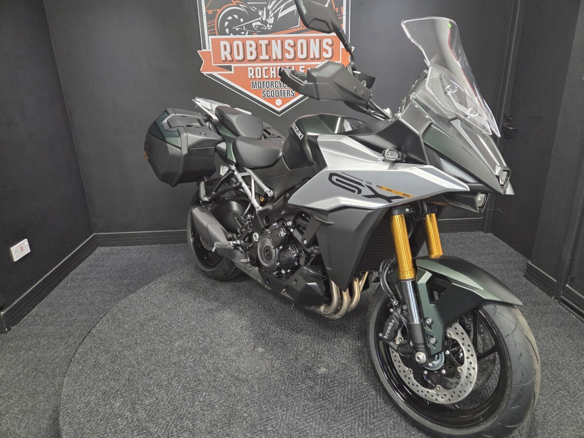 Suzuki GSXS1000GX With Panniers