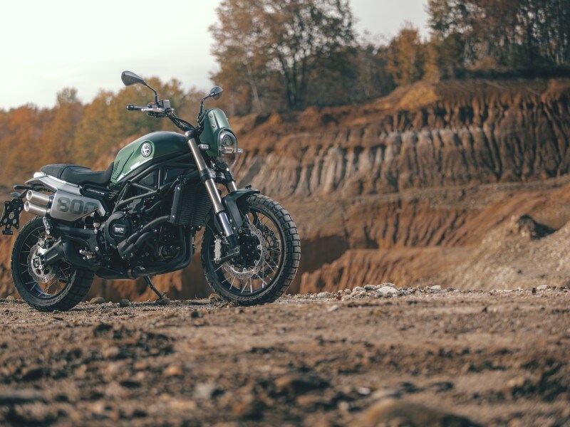 Benelli Leoncino 800 Trail