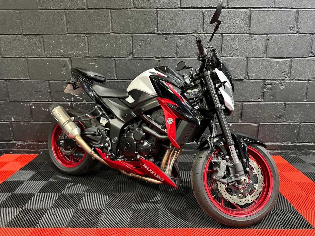 Used Suzuki GSX-S750 for sale - 78434407: Photo 8