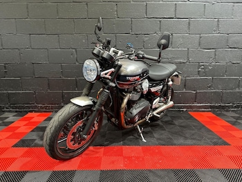 Used Triumph Speed Twin undefined for sale - bike-78434986: Photo