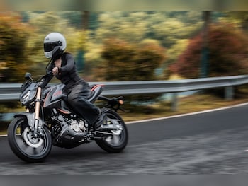 Used QJMotor SRK 125 S undefined for sale - bike-77865699: Photo