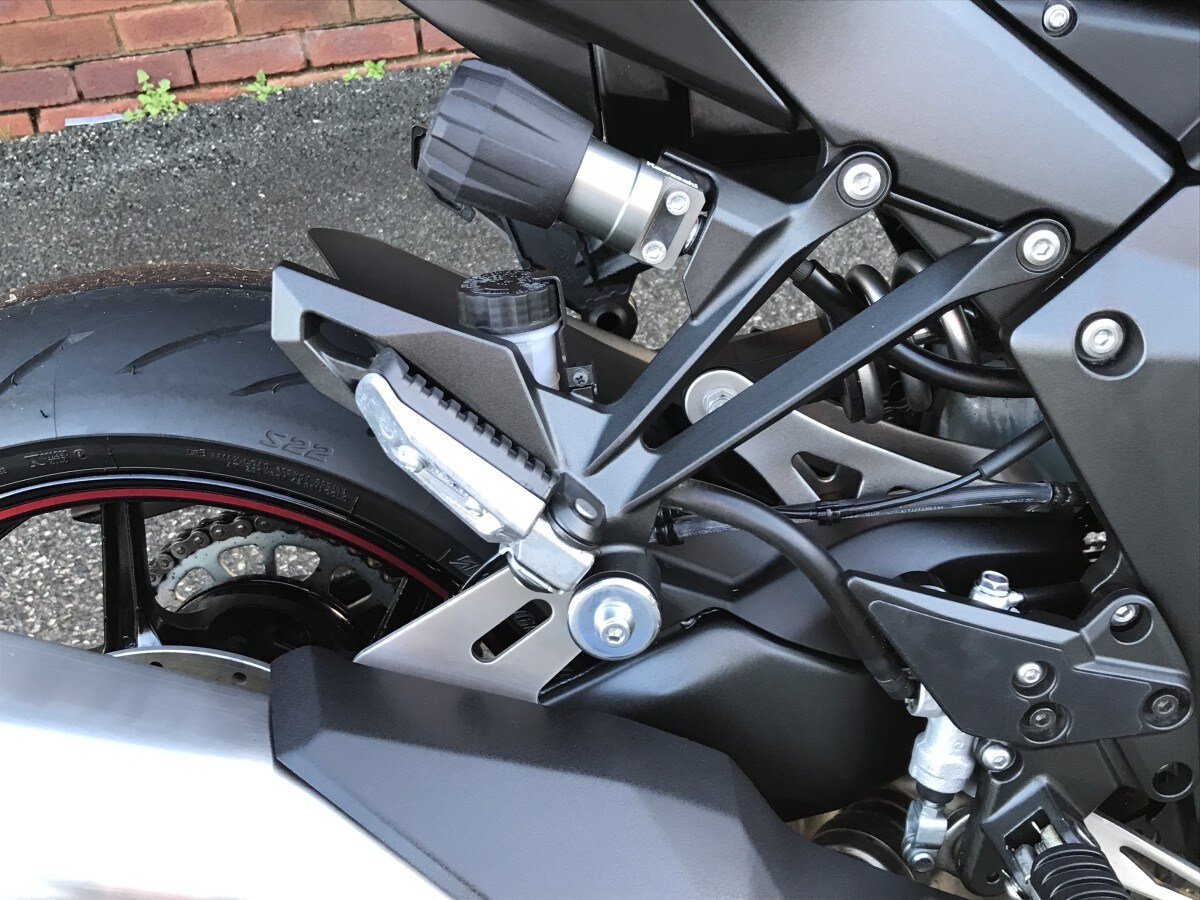 Kawasaki Ninja 1000SX ZX 1002 KPFAN