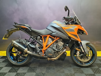Used KTM 1290 SUPER DUKE GT 2023 for sale - bike-77866770: Photo