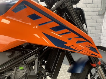 Used KTM 125 Duke undefined for sale - bike-77865532: Photo