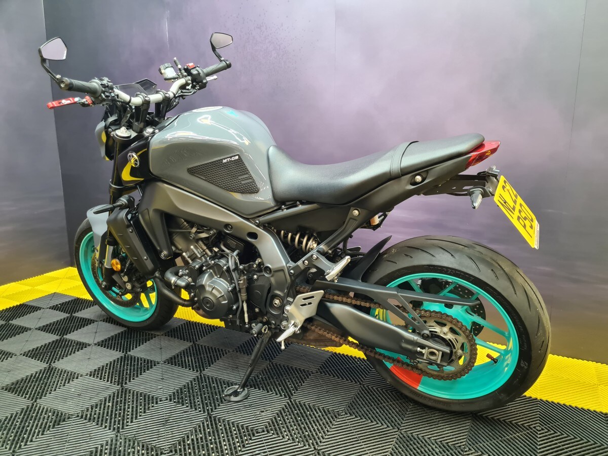 Yamaha MT-09