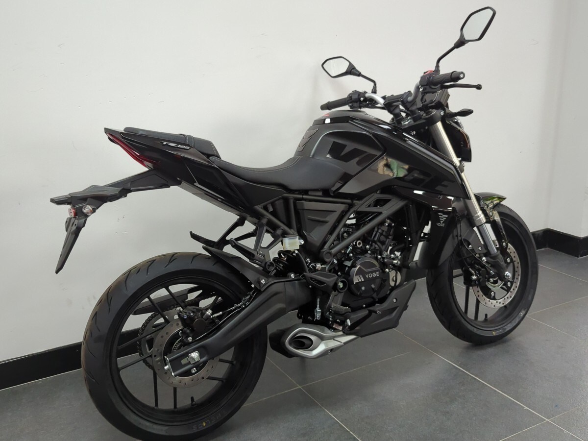 VOGE R 125