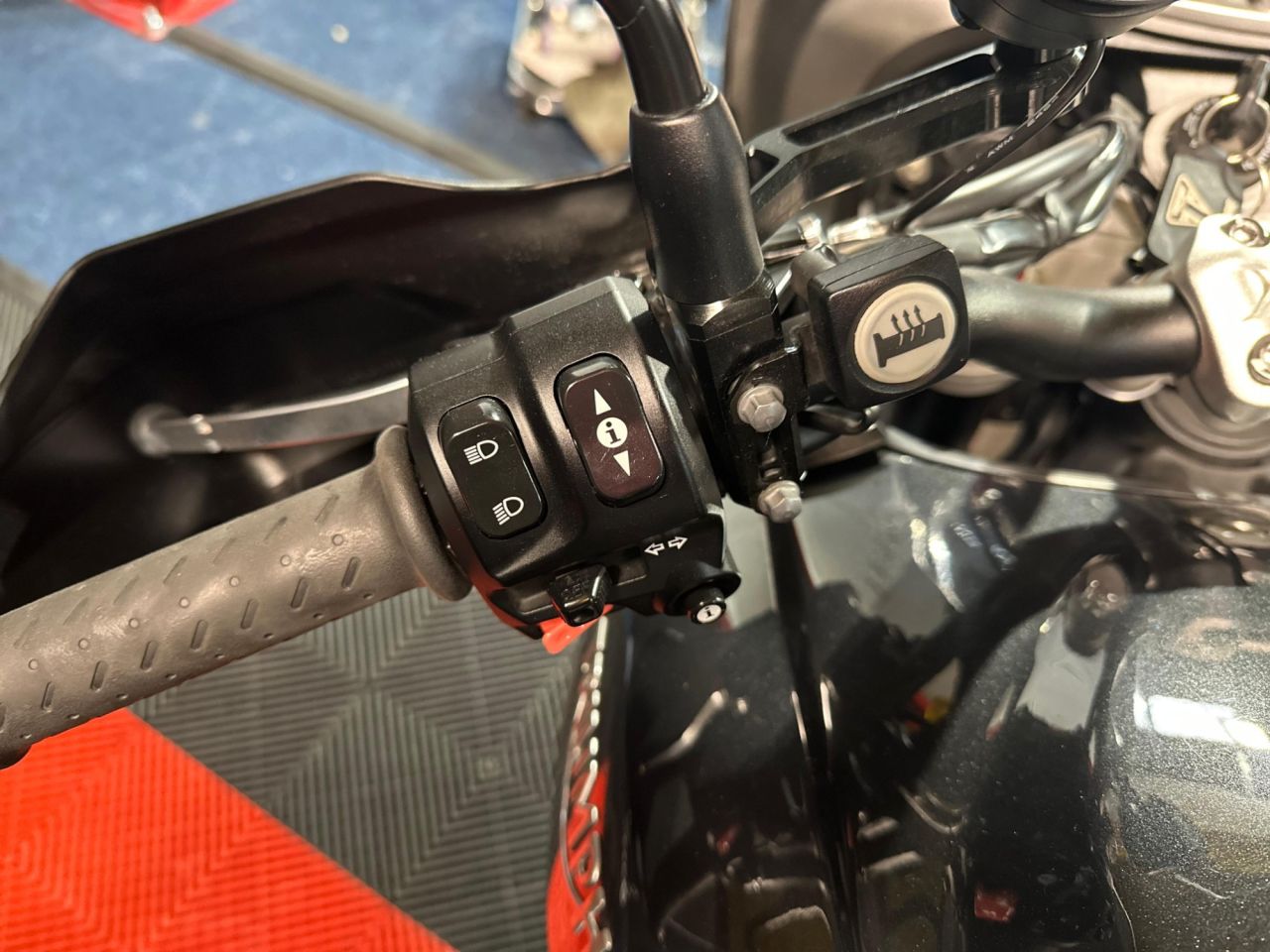 Used Triumph Tiger 1050 for sale - 78435603: Photo 25