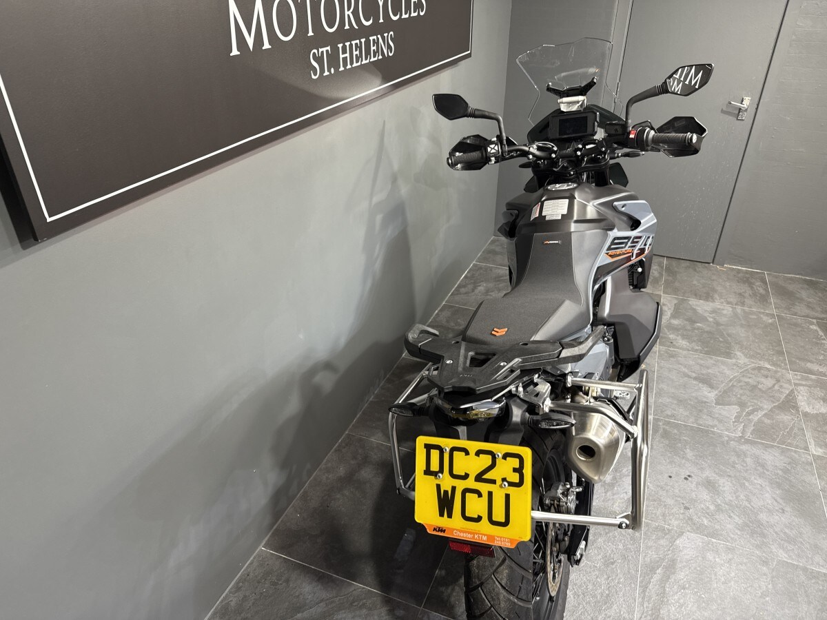 KTM 890 ADVENTURE 22