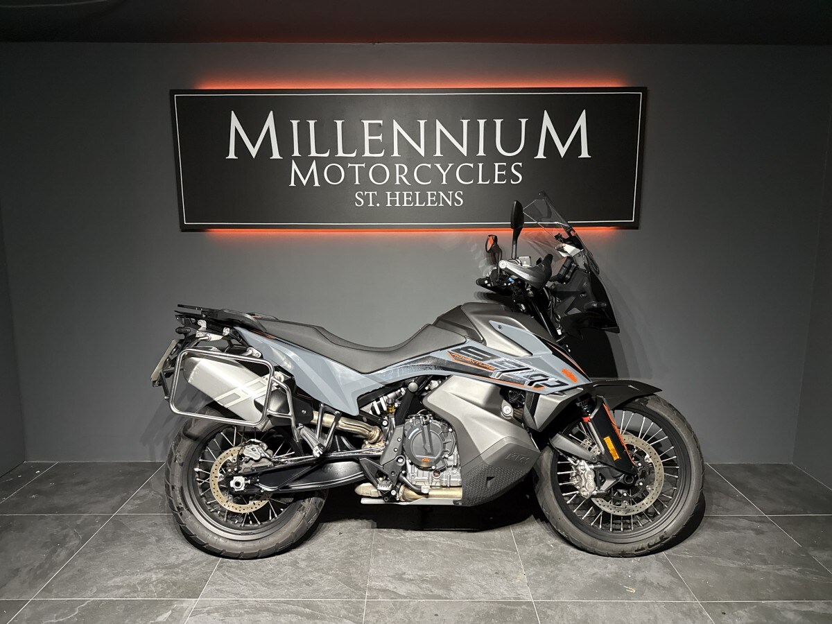 KTM 890 ADVENTURE 22