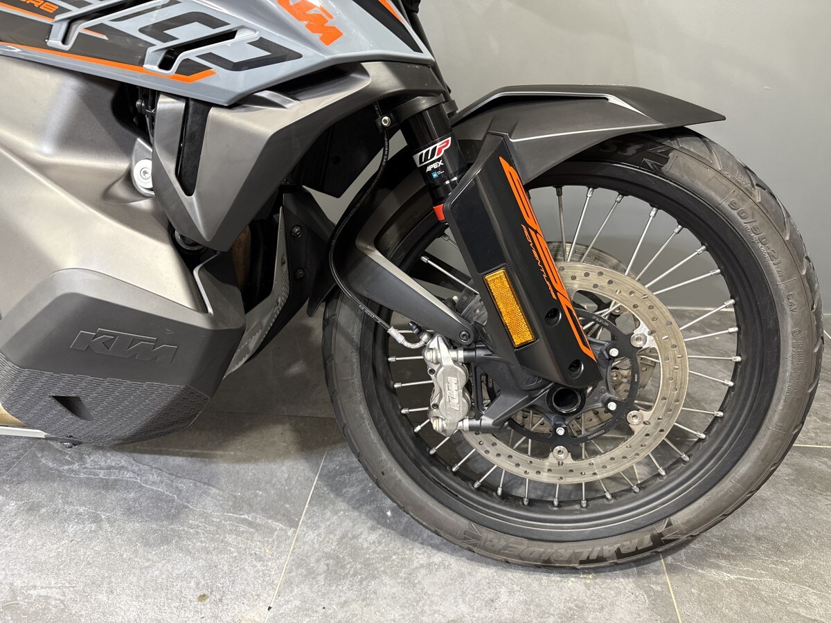 KTM 890 ADVENTURE 22