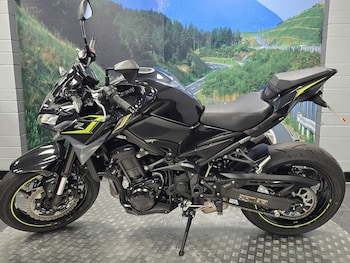Used Kawasaki Z900 2025 for sale - bike-77866215: Photo