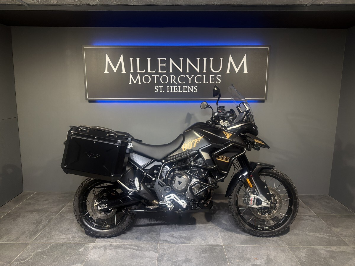 Triumph TIGER 900 BOND EDITION