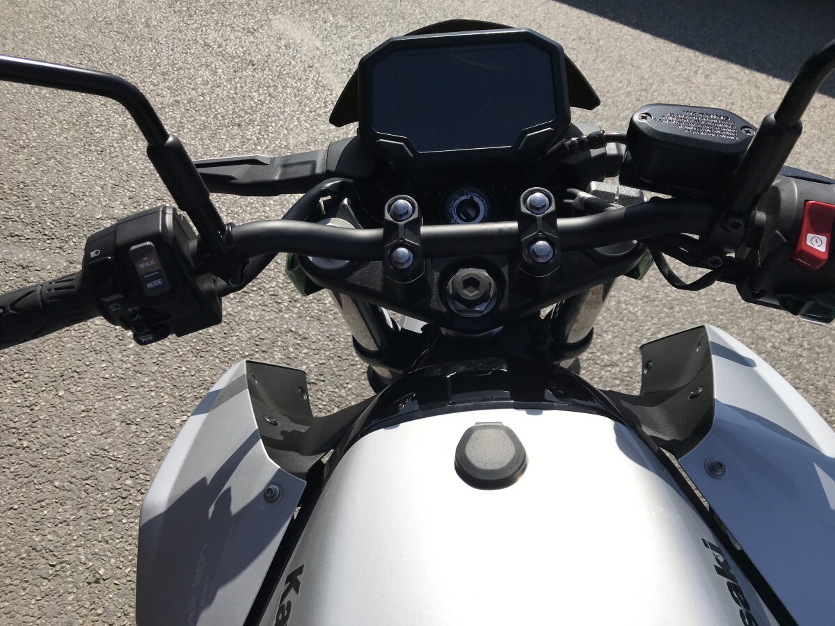 Kawasaki Z e-1 NR011ARFNN