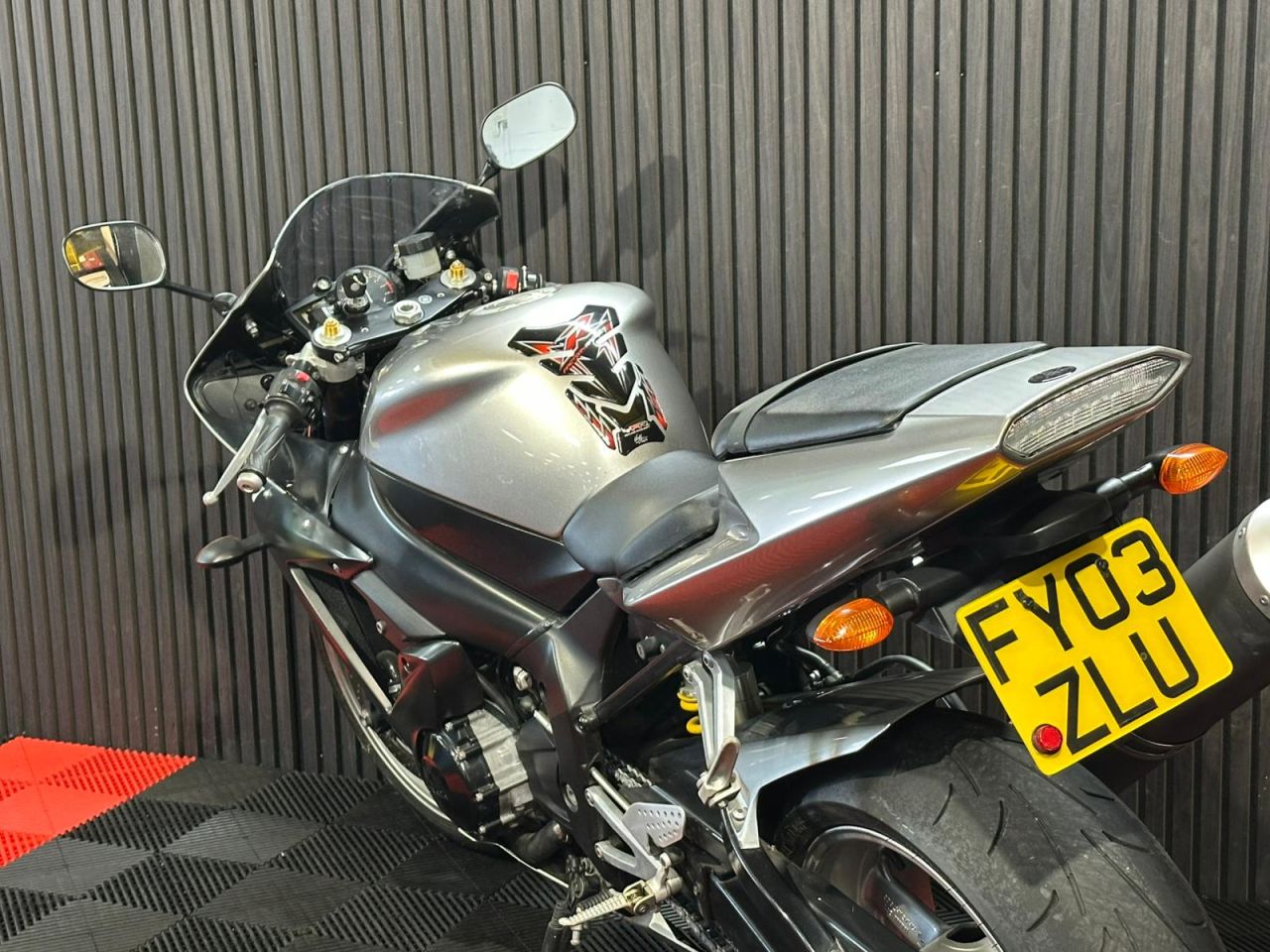 Used Yamaha R1 for sale - 78640145: Photo 12