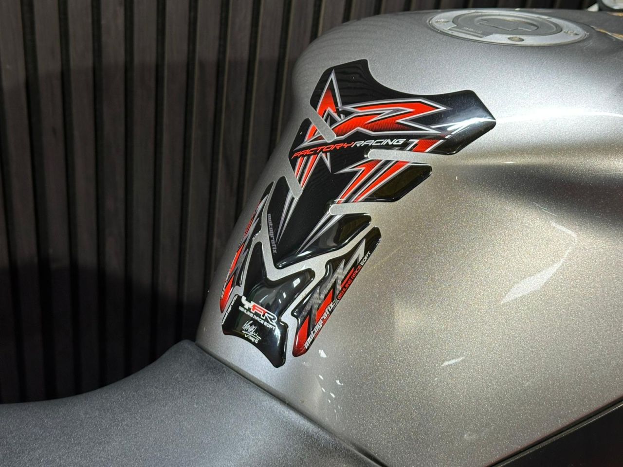 Used Yamaha R1 for sale - 78640145: Photo 17