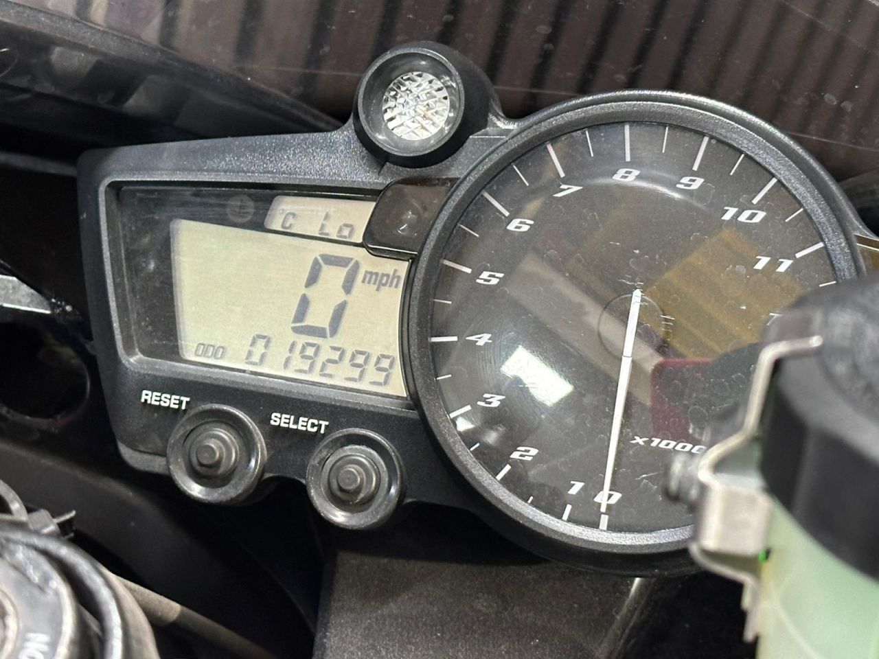 Used Yamaha R1 for sale - 78640145: Photo 23