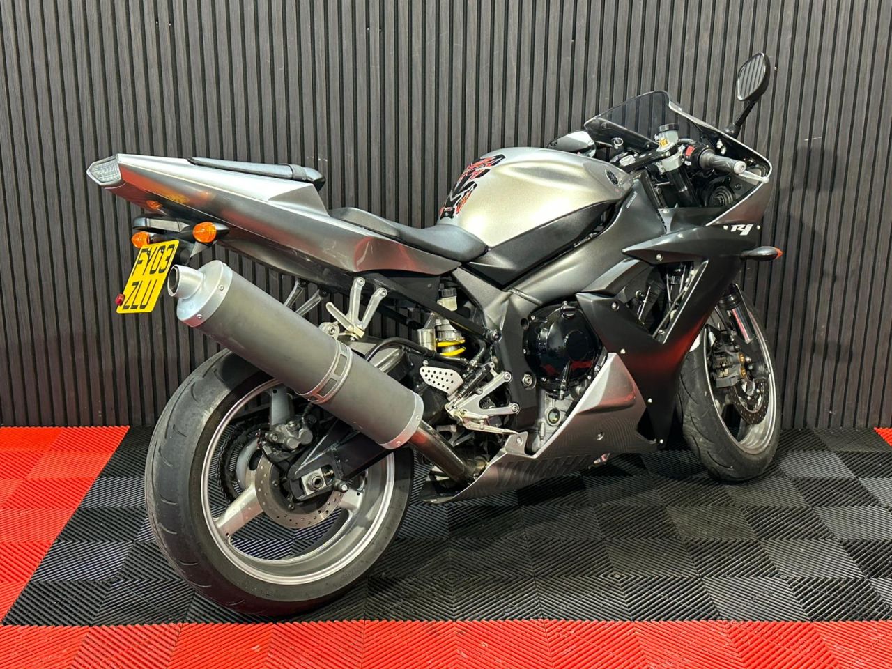 Used Yamaha R1 for sale - 78640145: Photo 6