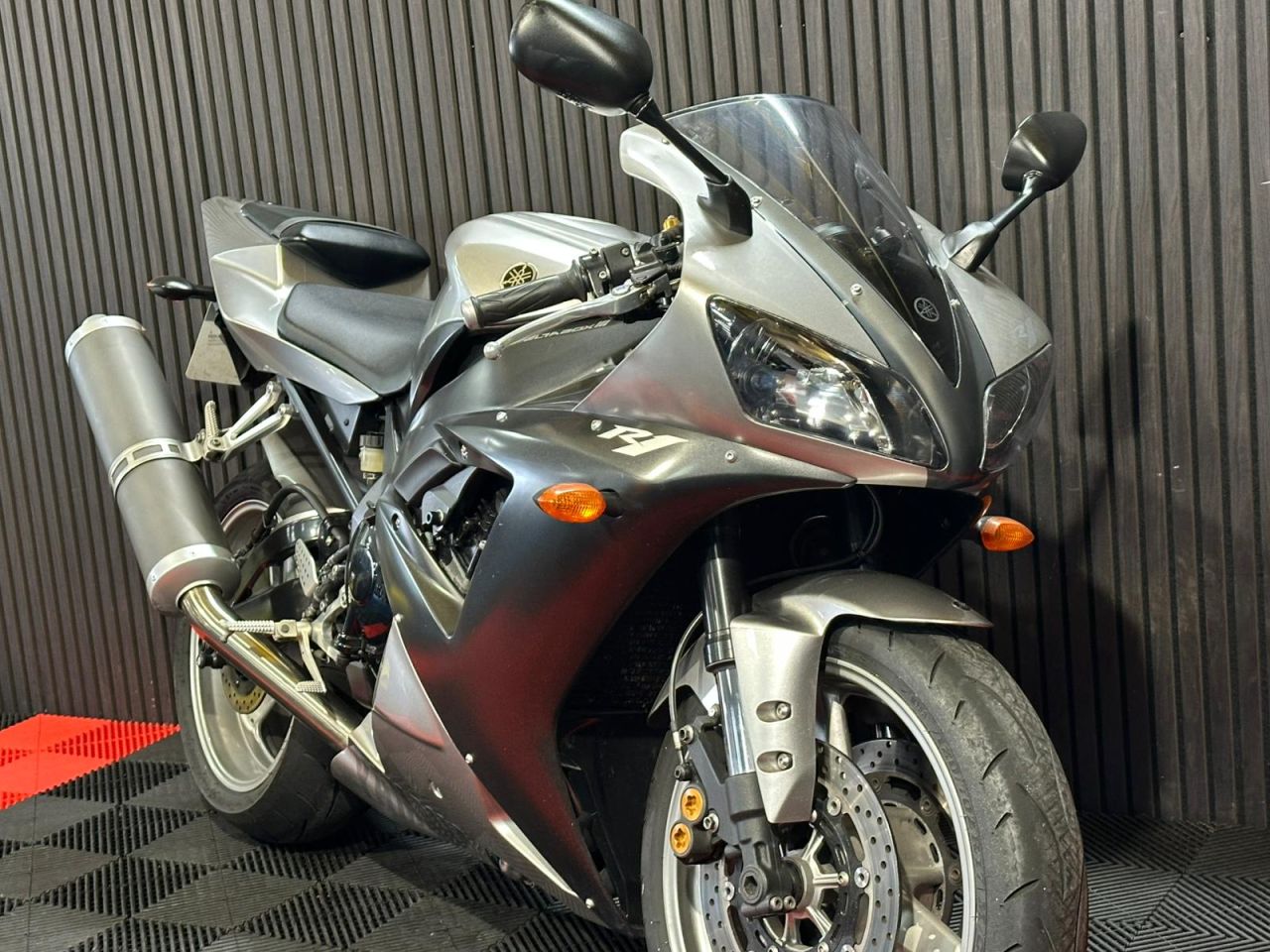 Used Yamaha R1 for sale - 78640145: Photo 9