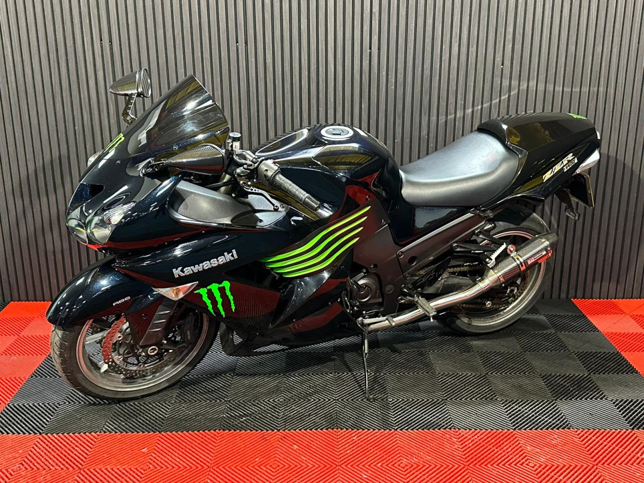 Used Kawasaki ZZR1400 for sale - 78435129: Photo 10