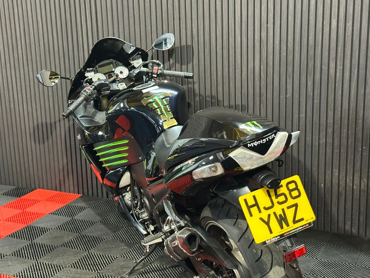 Used Kawasaki ZZR1400 for sale - 78435129: Photo 13