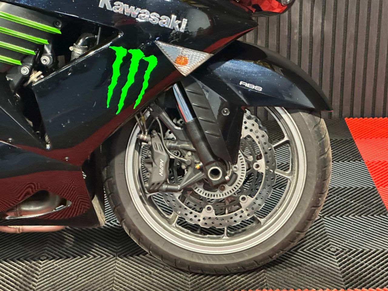Used Kawasaki ZZR1400 for sale - 78435129: Photo 16