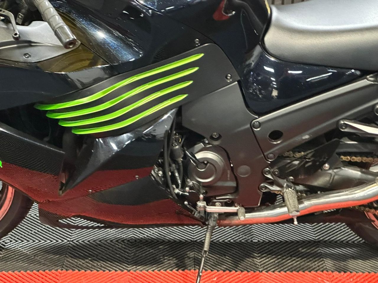 Used Kawasaki ZZR1400 for sale - 78435129: Photo 19
