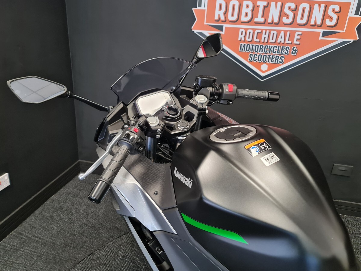 Kawasaki Ninja 500 SE EX500JRFAN