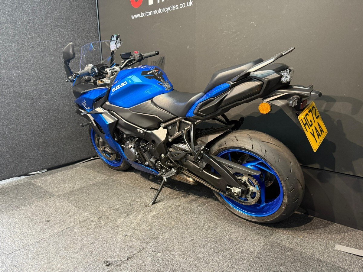 Suzuki GSXS 1000 GT
