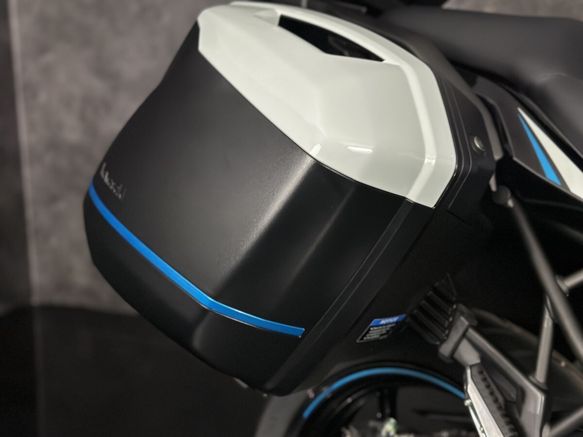 Kawasaki Versys 650 KLE650JRFNN BK2