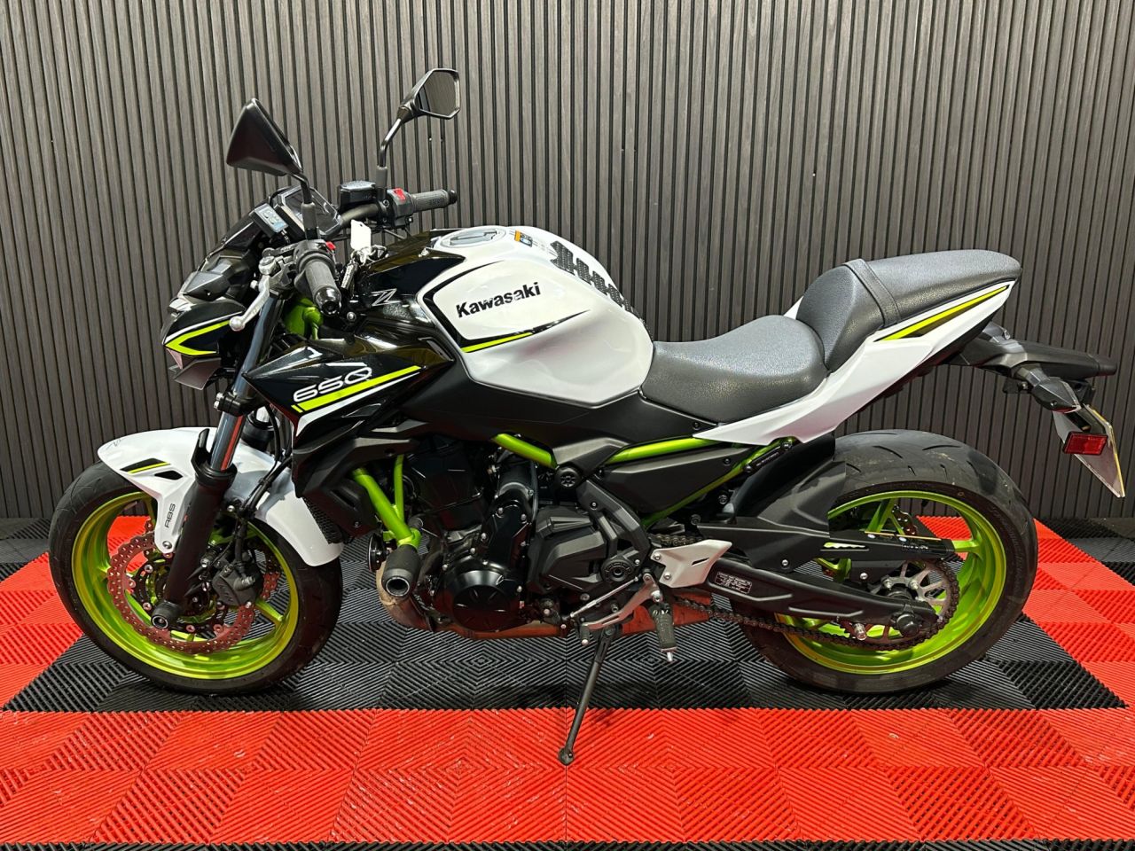 Used Kawasaki Z650 for sale - 78435293: Photo 11