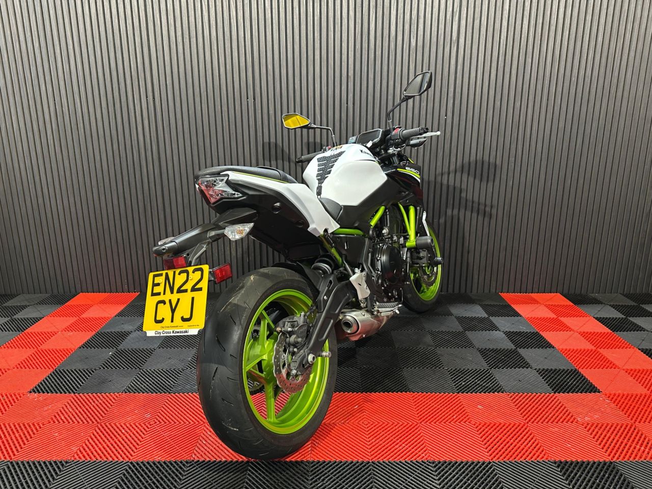 Used Kawasaki Z650 for sale - 78435293: Photo 6