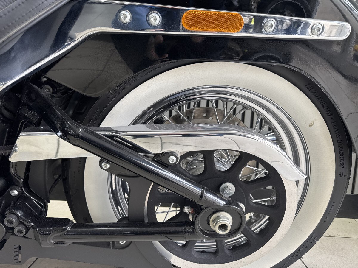 Harley-Davidson FLDE SOFTAIL DELUXE 1745