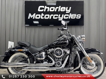 Used Harley-Davidson FLDE SOFTAIL DELUXE 1745 2018 for sale - bike-77867600: Photo