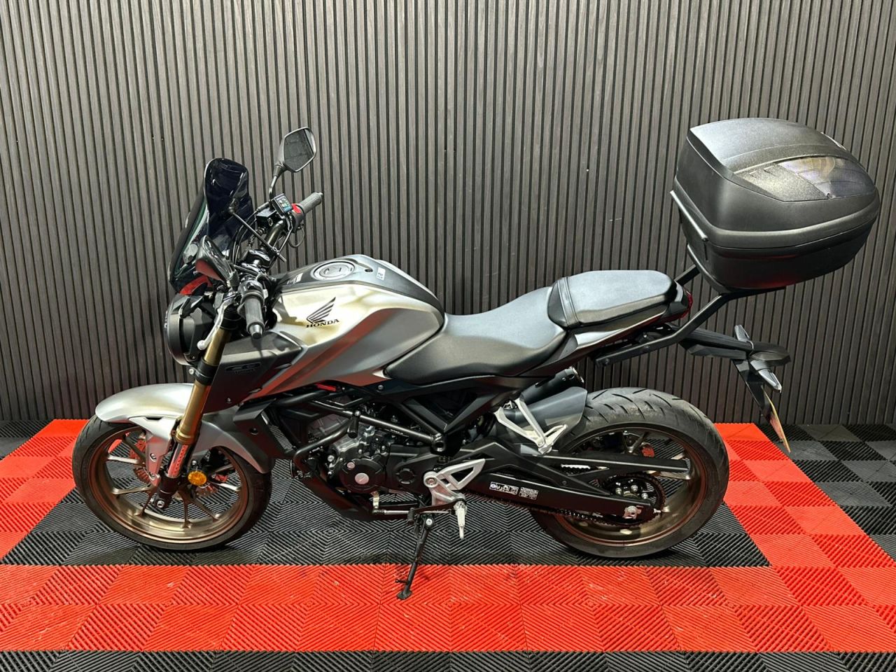 Used Honda CB125R for sale - 78435033: Photo 9