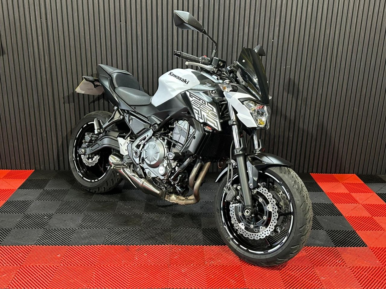 Used Kawasaki Z650 for sale - 78435151: Photo 10