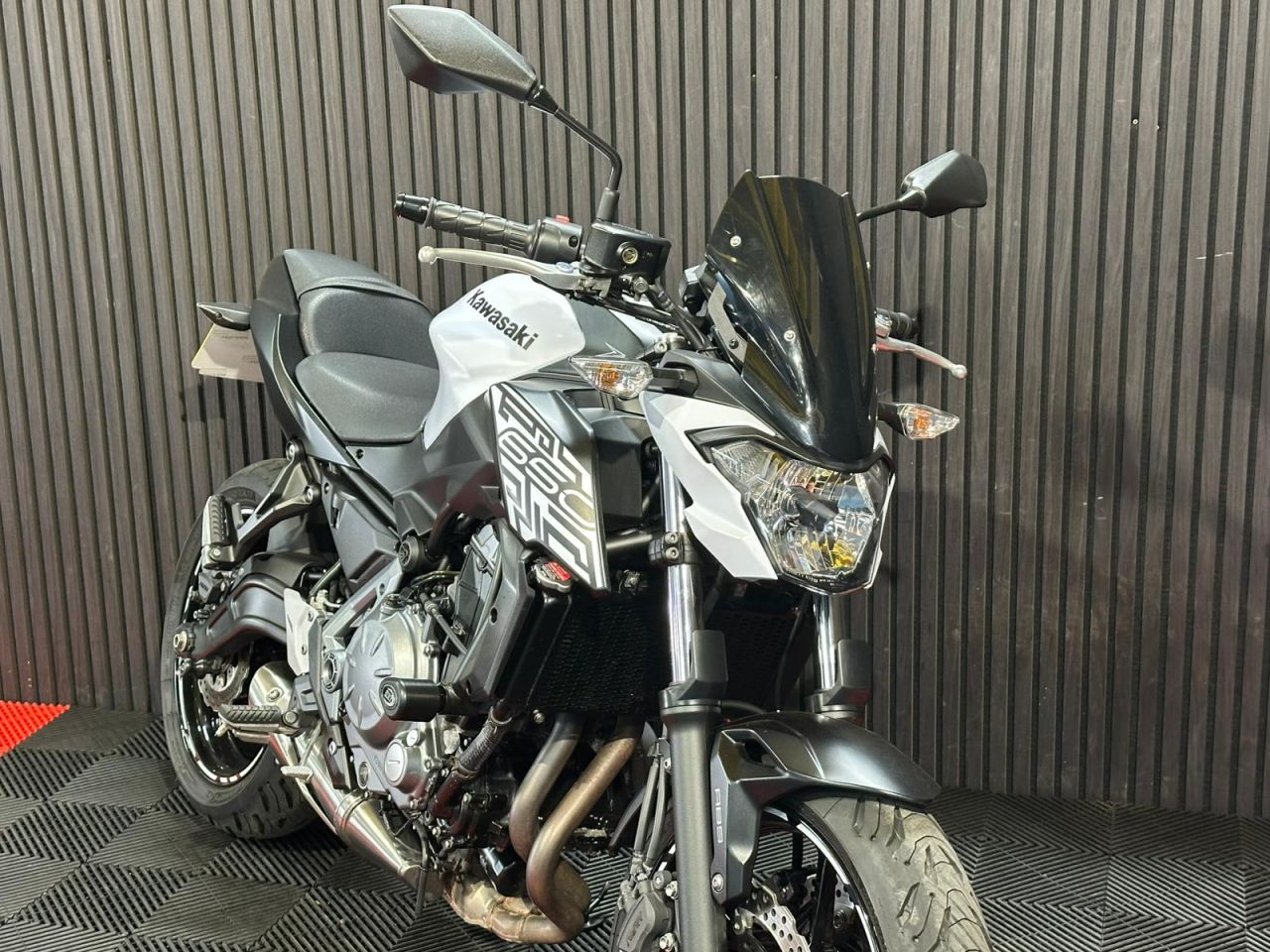 Used Kawasaki Z650 for sale - 78435151: Photo 11
