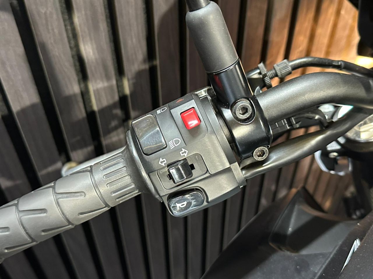 Used Kawasaki Z650 for sale - 78435151: Photo 20