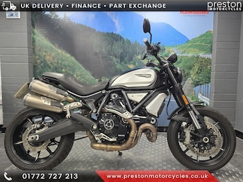 Used Ducati SCRAMBLER 1100 PRO DARK 2022 for sale - bike-77865904: Photo