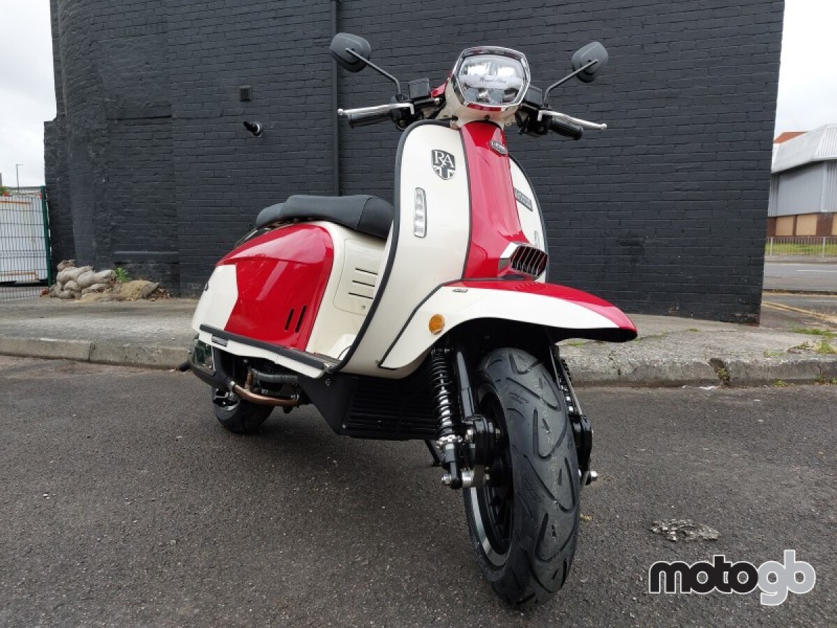 Royal Alloy GP 300 Single Colour PRE REG OFFER SAVE £300