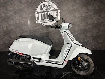 Used Lambretta X 125 undefined for sale - bike-77865948: Photo