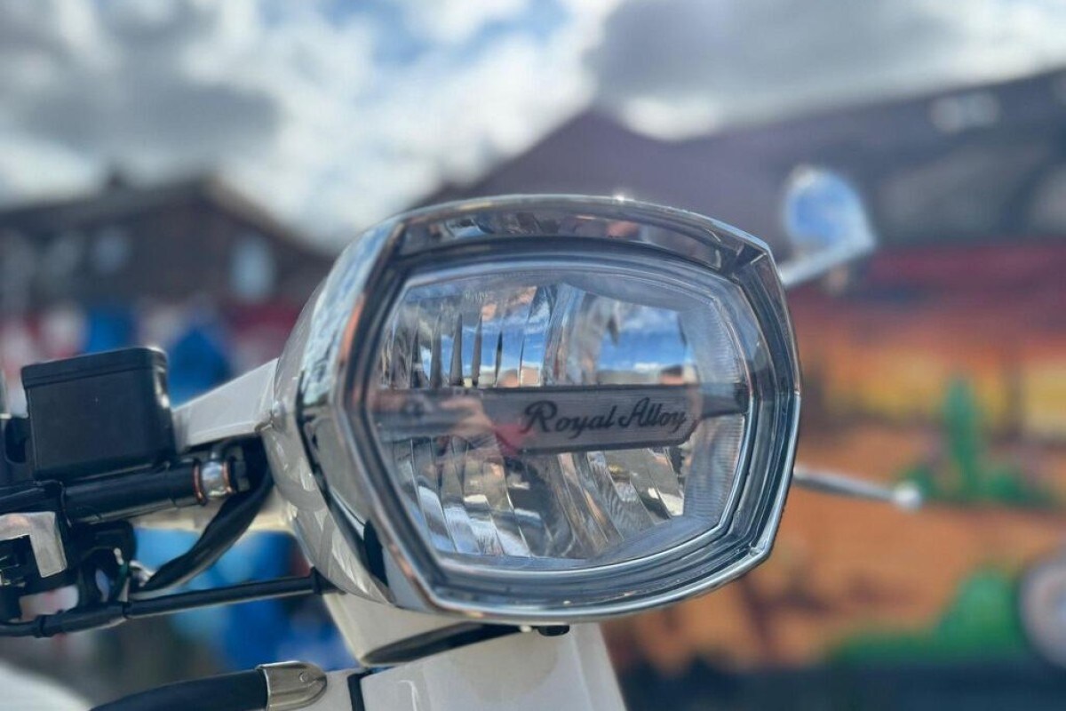 Royal Alloy GT 125 AC PRE-REG