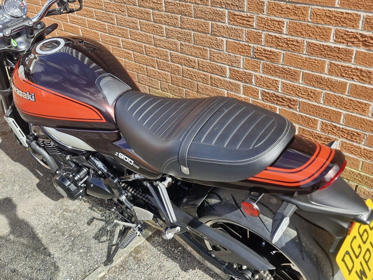 Kawasaki ZR 900 RS CJFB