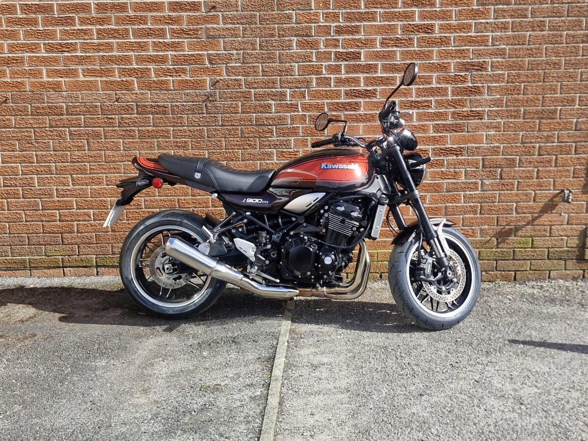 Kawasaki ZR 900 RS CJFB