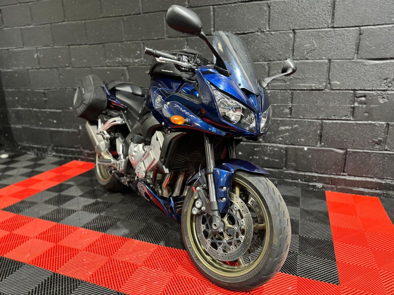 Used Yamaha FZ1 for sale - 78435337: Photo 9