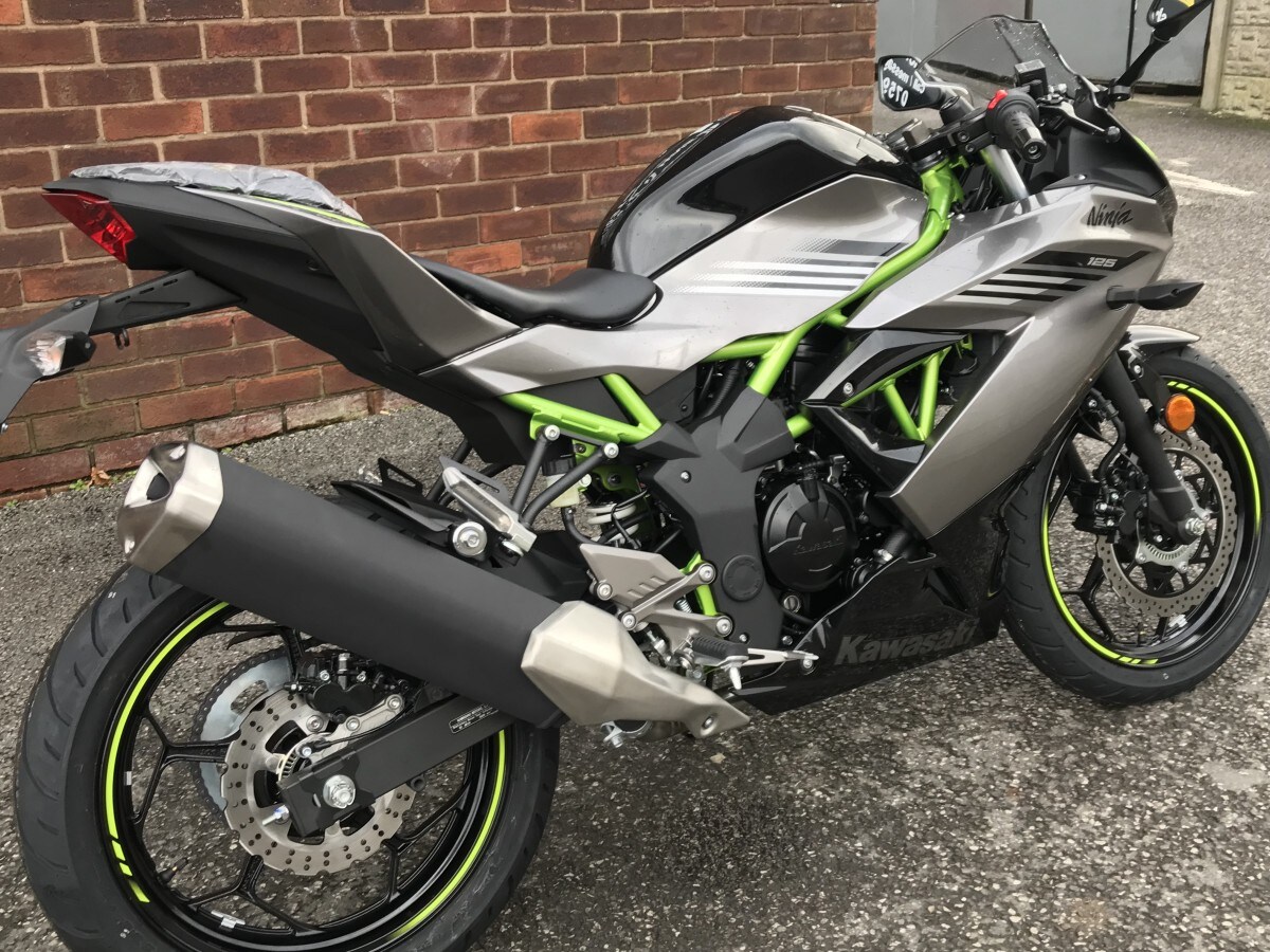 Kawasaki Ninja 125